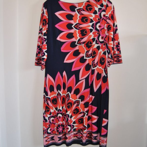 CB established 1962 Dress - Picture 3 of 5